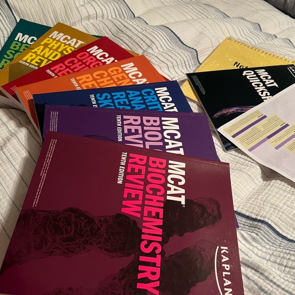SOLD MCAT Kaplan prep books - Picture 4 of 4